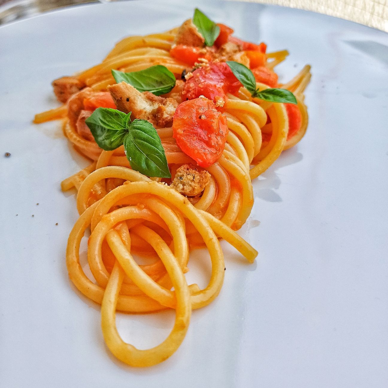 Spaghettone XXL allo scarpariello pugliese