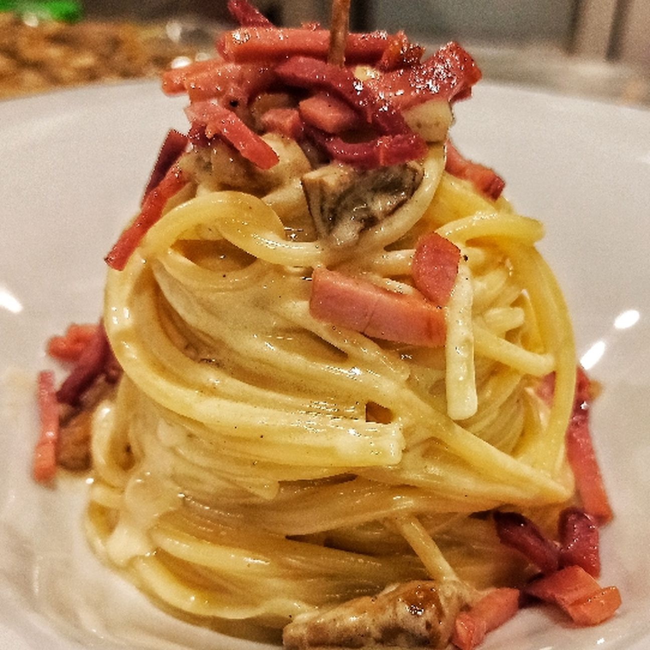 Chitarra con taleggio porcini speck