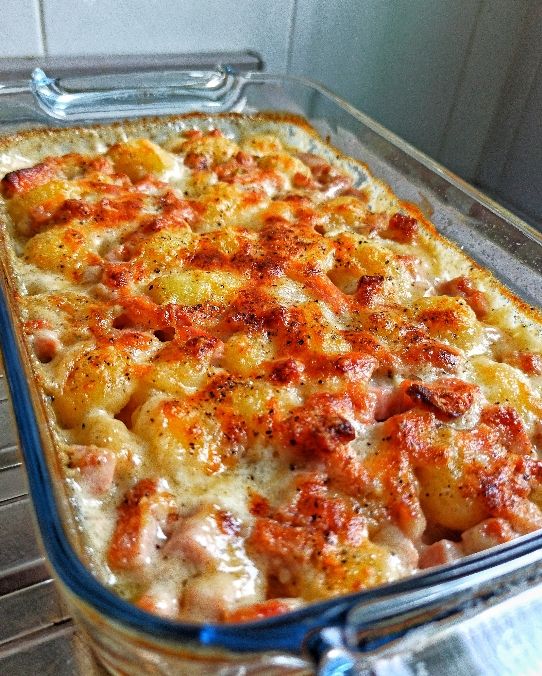 Gnocchi al forno con burrata mortadella e pistacchi