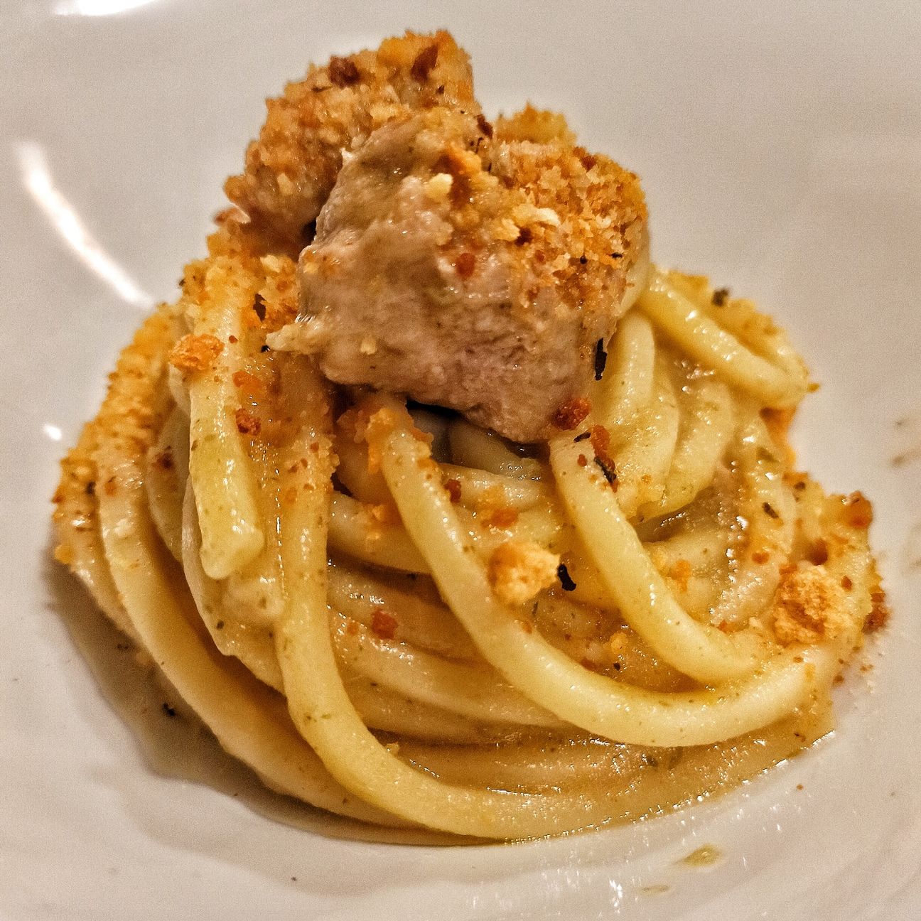 Troccoli con crema di porri Norcia e nocciole tostate
