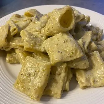 Ricetta Paccheri crema di burrata pancetta e pistacchi di Mory01