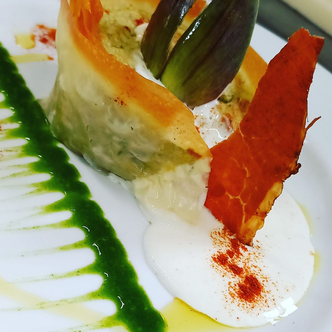 Flan di Carciofi In Pasta fillo Croccante e Fonduta di Pecorino.