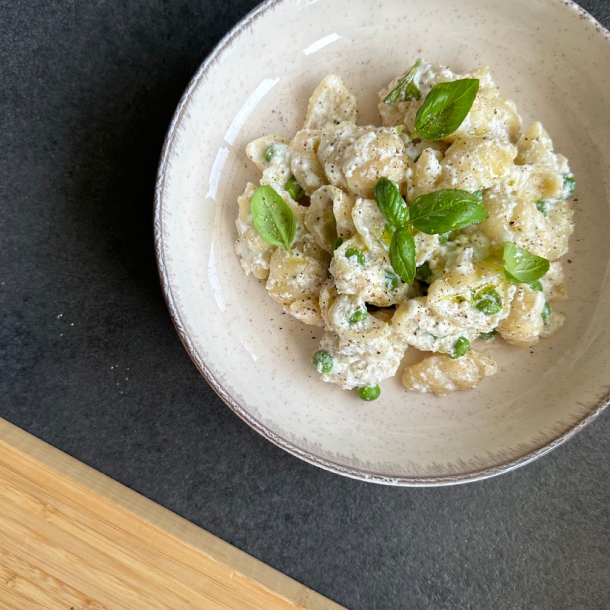 PASTA CREMOSA RICOTTA E PISELLI