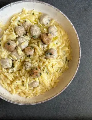 Ricetta PASTINA BIANCA CON POLPETTINE di giorgiasbakery