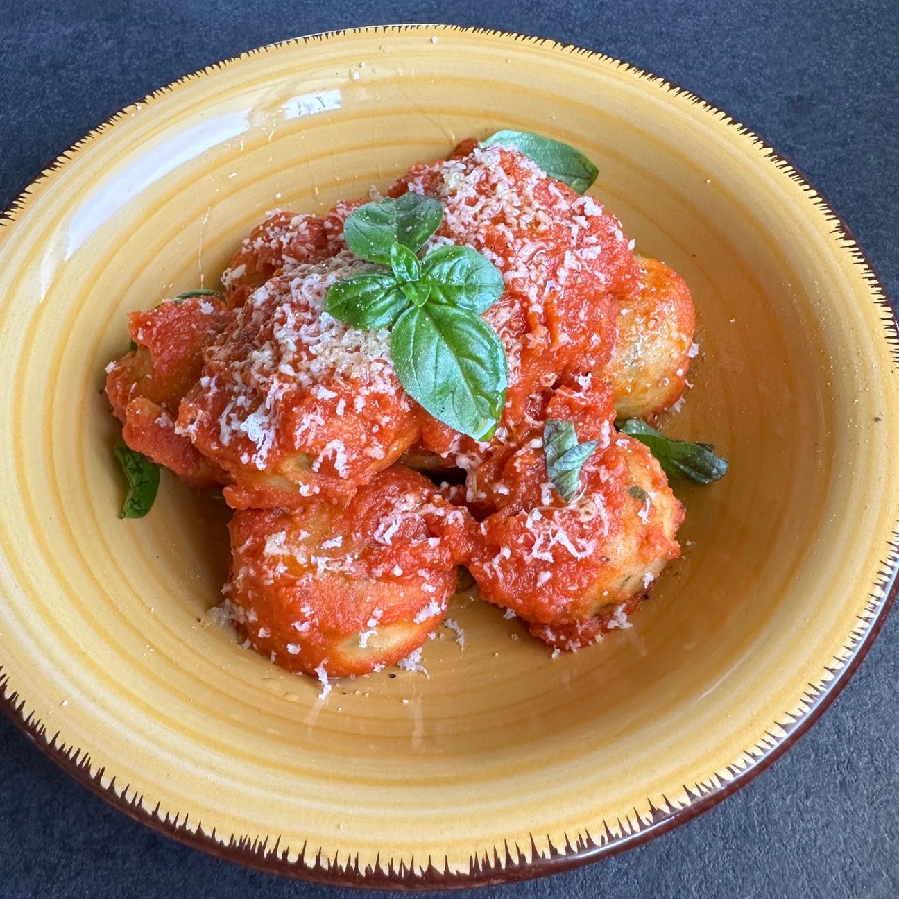 POLPETTE DI CECI AL SUGO DI POMODORO