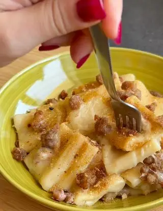 Ricetta Paccheri con Crema di Patate, Salsiccia e Scamorza Affumicata di giorgiasbakery