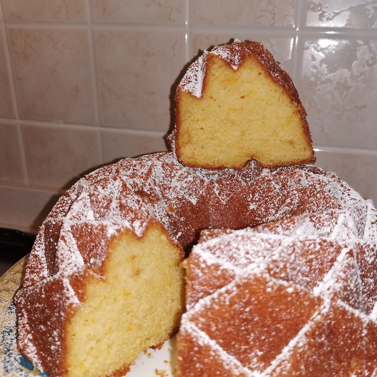 Ciambellone soffice all'arancia