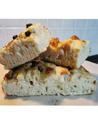 Ricetta Focaccia morbidissima bollosa di alessiafflotta99