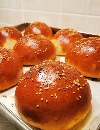 Ricetta Burger buns "panini per hamburger" di alessiafflotta99