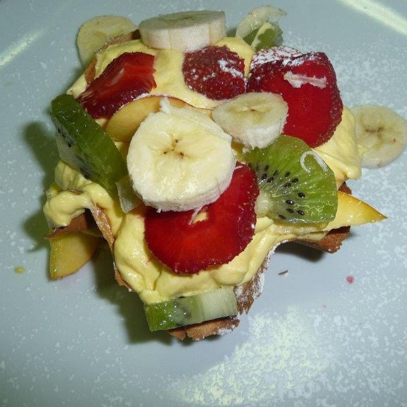 Mascarpone alla frutta fresca in cialda croccante