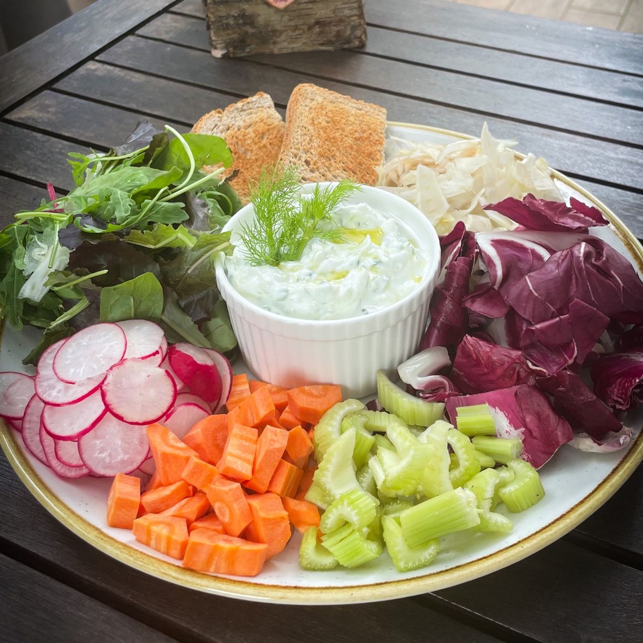 SALSA TZATZIKI