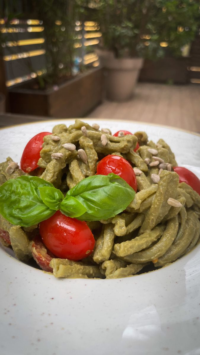 CASERECCE DI PISELLI AL PESTO DI FAGIOLINI