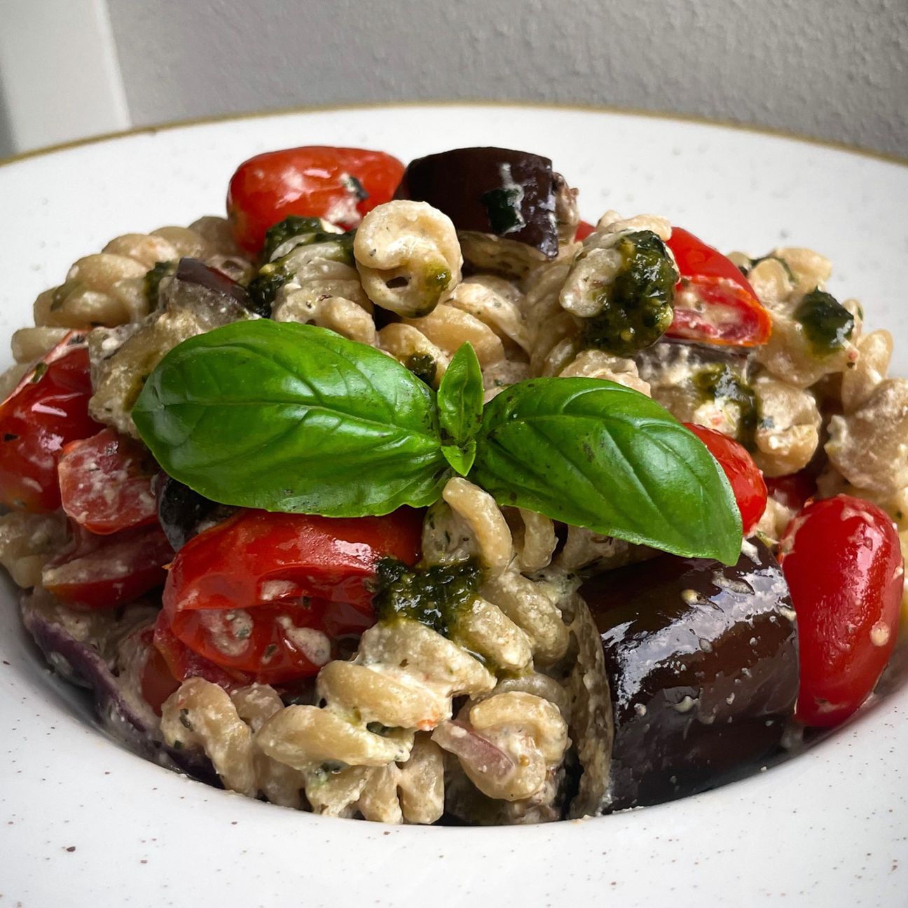 FUSILLI FETA MELANZANE DATTERINI