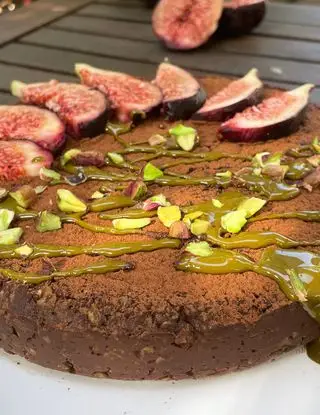 Ricetta TORTA PORRIDGE FICHI PISTACCHIO E CIOCCOLATO di chiara_healthytales