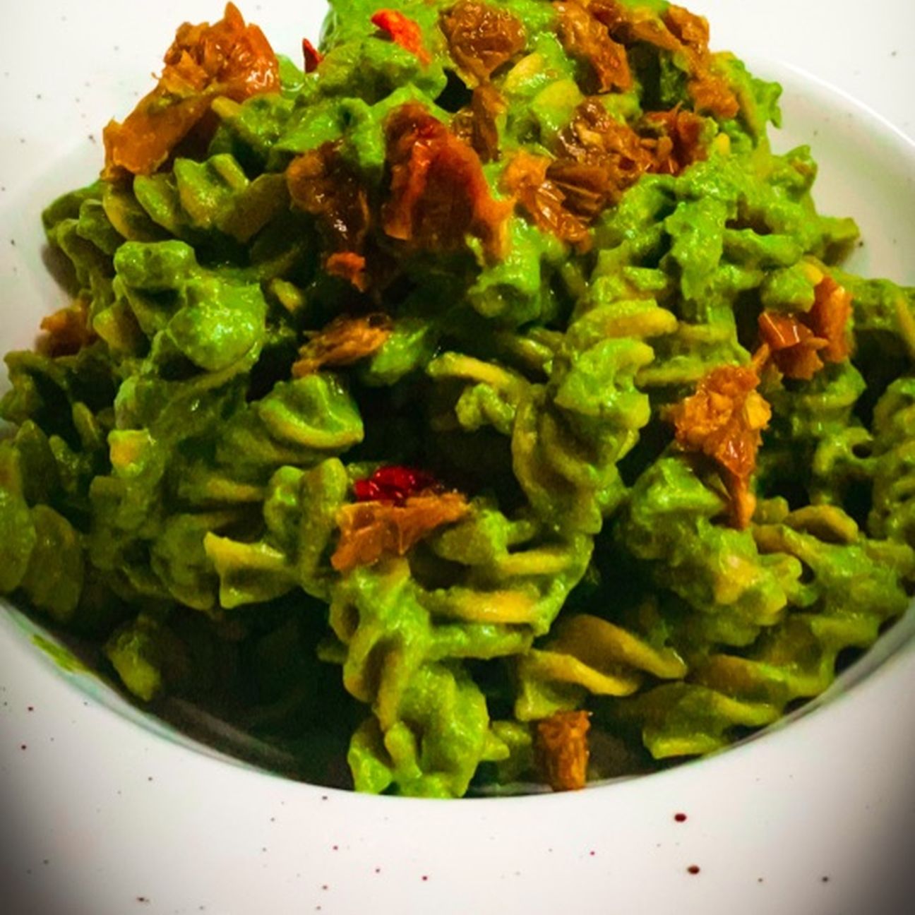 ♥️FUSILLI DI LENTICCHIE ROSSE AL PESTO DI CAVOLO NERO