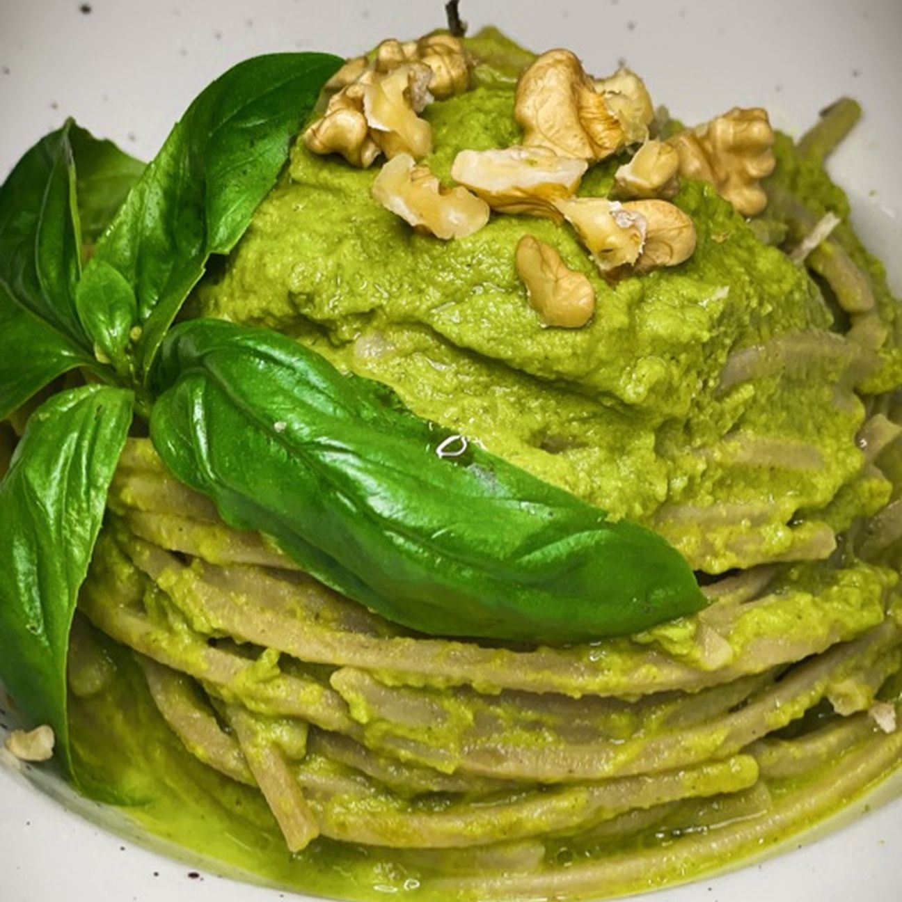 SPAGHETTONI AL PESTO DI ZUCCHINE e NOCI( velocissimo)