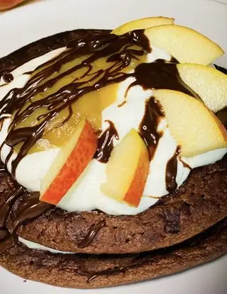 Ricetta PANCAKES CIOCCOLATO 🍫 E 🍐 PERE di chiara_healthytales