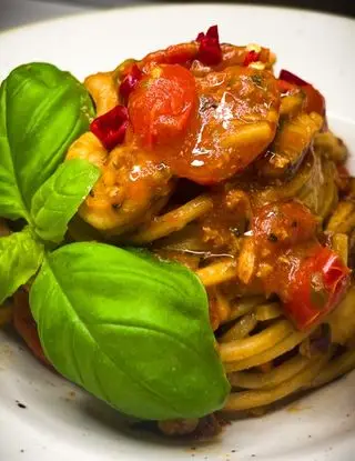 Ricetta SPAGHETTI ALLO SCOGLIO 🐟🐟 di chiara_healthytales