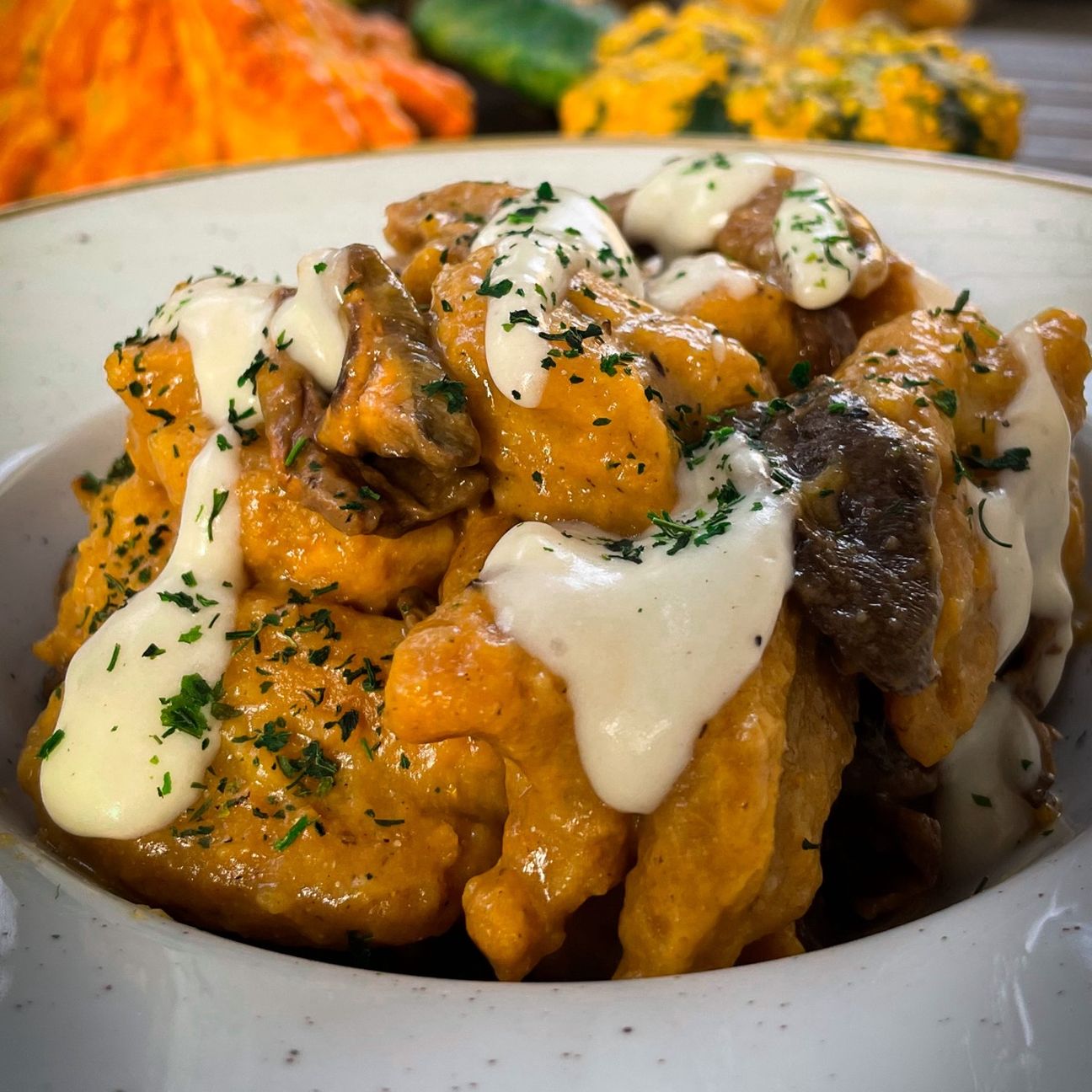 PASTA DI ZUCCA CON PORCINI E FONDUTA DI PARMIGIANO