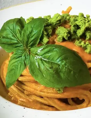 Ricetta SPAGHETTI CREMOSI AI PEPERONI di chiara_healthytales