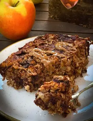 Ricetta PORRIDGE AL FORNO ALLE MELE E CIOCCOLATO di chiara_healthytales