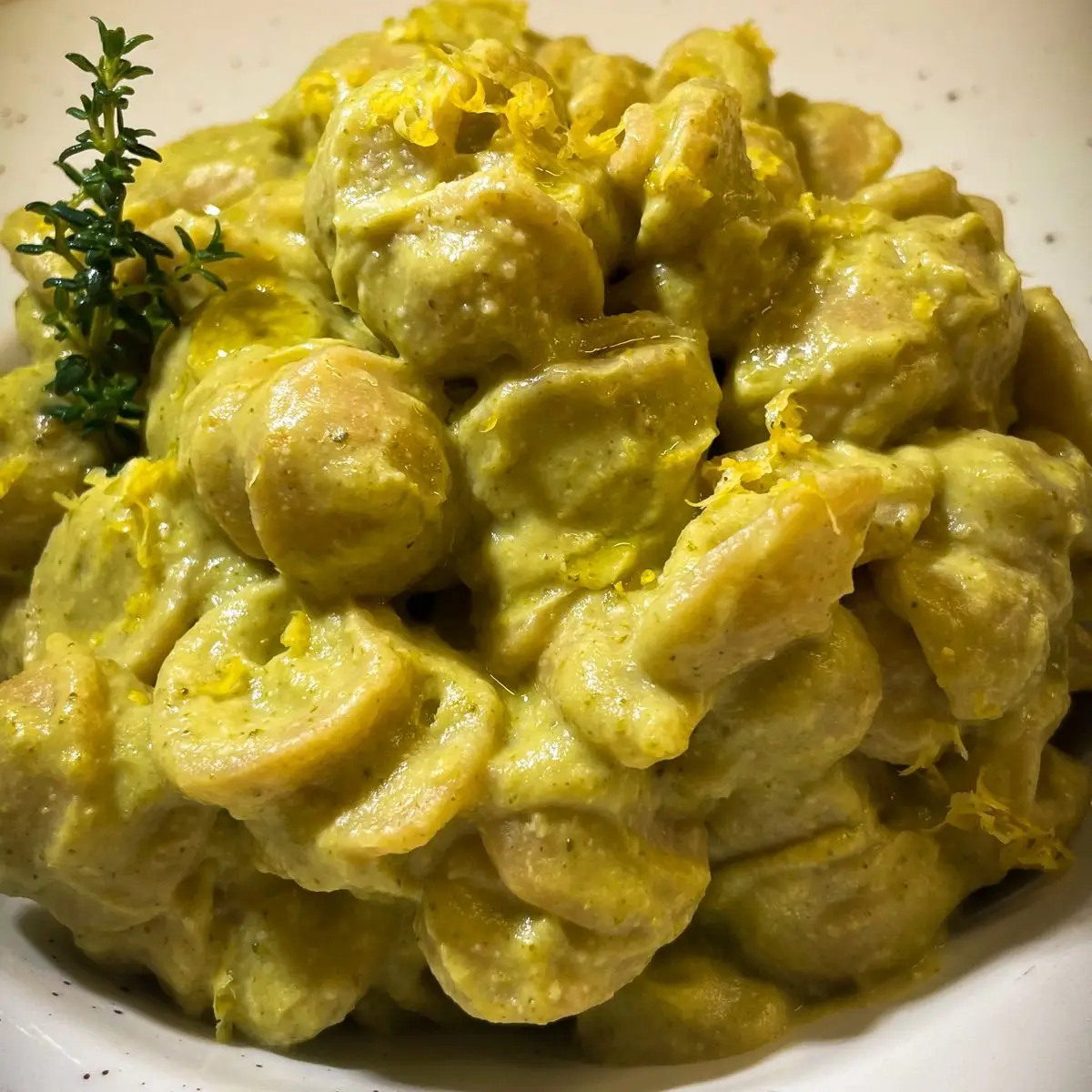 Ricetta ORECCHIETTE AL PESTO DI BROCCOLI di chiara_healthytales