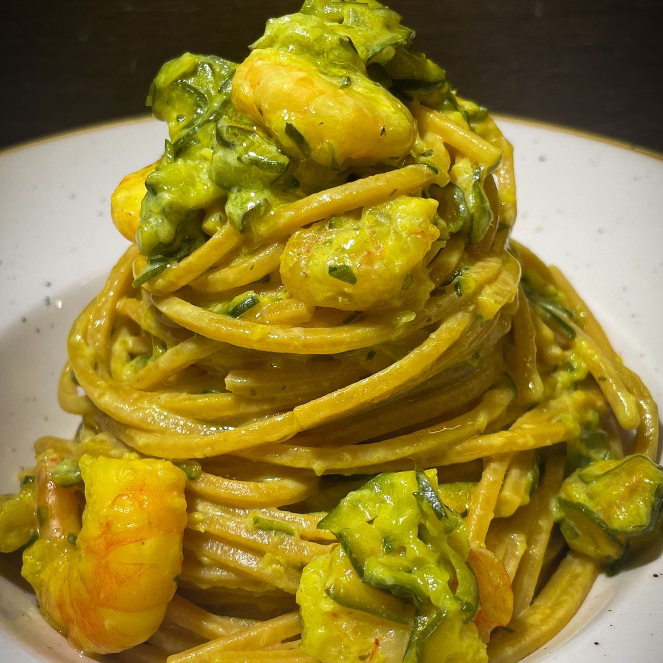 SPAGHETTI ZUCCHINE GAMBERI 🦐 E ZAFFERANO 💛
