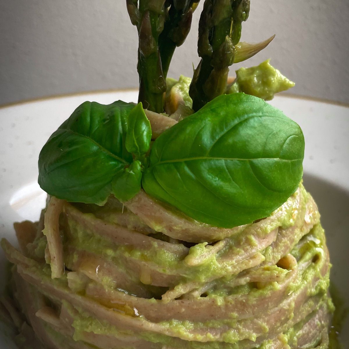 FETTUCCINE CREMOSE AGLI ASPARAGI