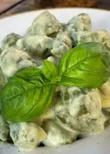 Ricetta GNOCCHI AGLI SPINACI CON FONDUTA DI PECORINO