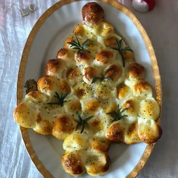 Ricetta Albero di Natale con mozzarelline. di lia.e.chia