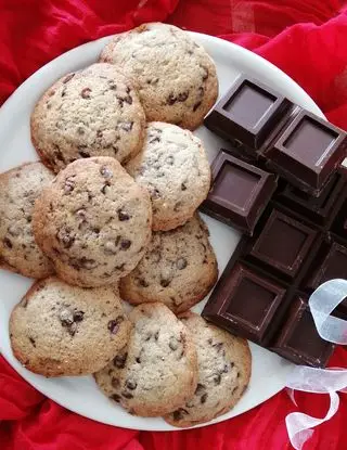 Ricetta Cookies con gocce di cioccolato. di lia.e.chia