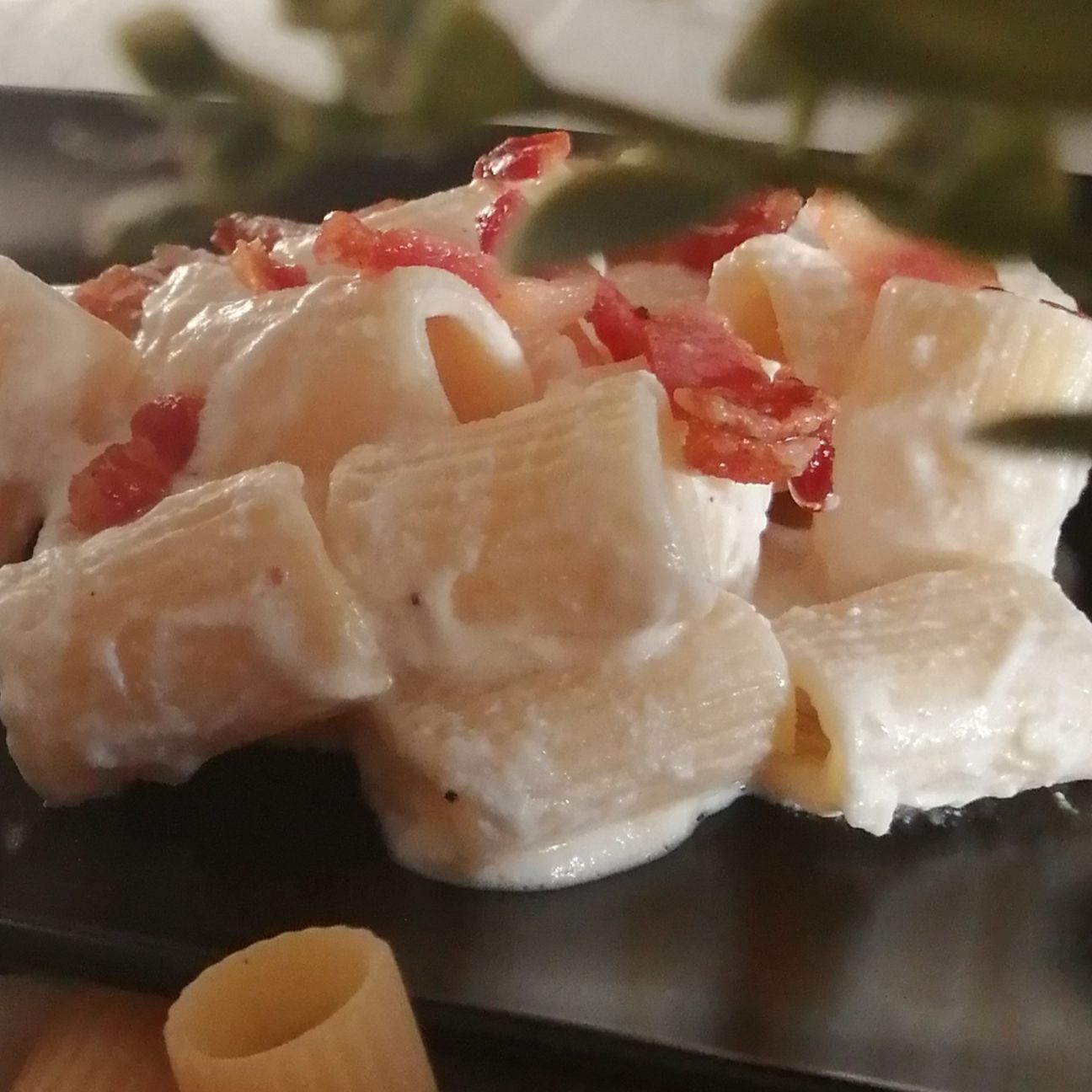 Pasta alla ricotta e guanciale