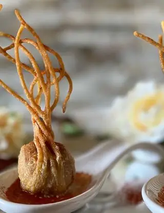 Ricetta Polpette di sgombro con spaghetti fritti. di lia.e.chia