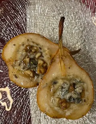 Ricetta Pere gorgonzola noci e miele al forno. di lia.e.chia