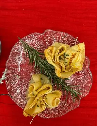 Ricetta Fagottini di crêpes con brie e marmellata di arance con scorzetta di lia.e.chia