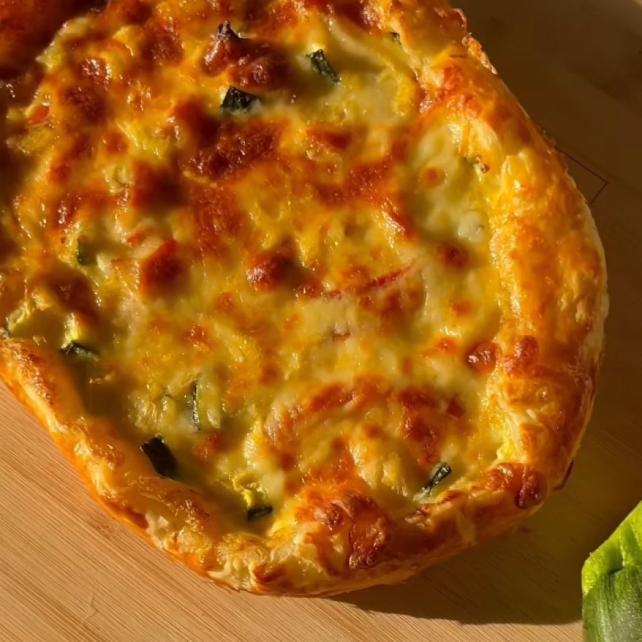 Torta salata di peperoni, zucchine e yogurt