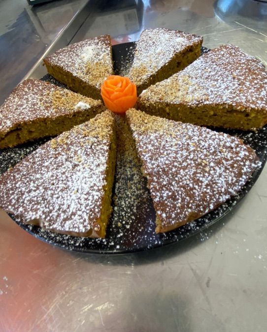 Torta di carote e nocciole