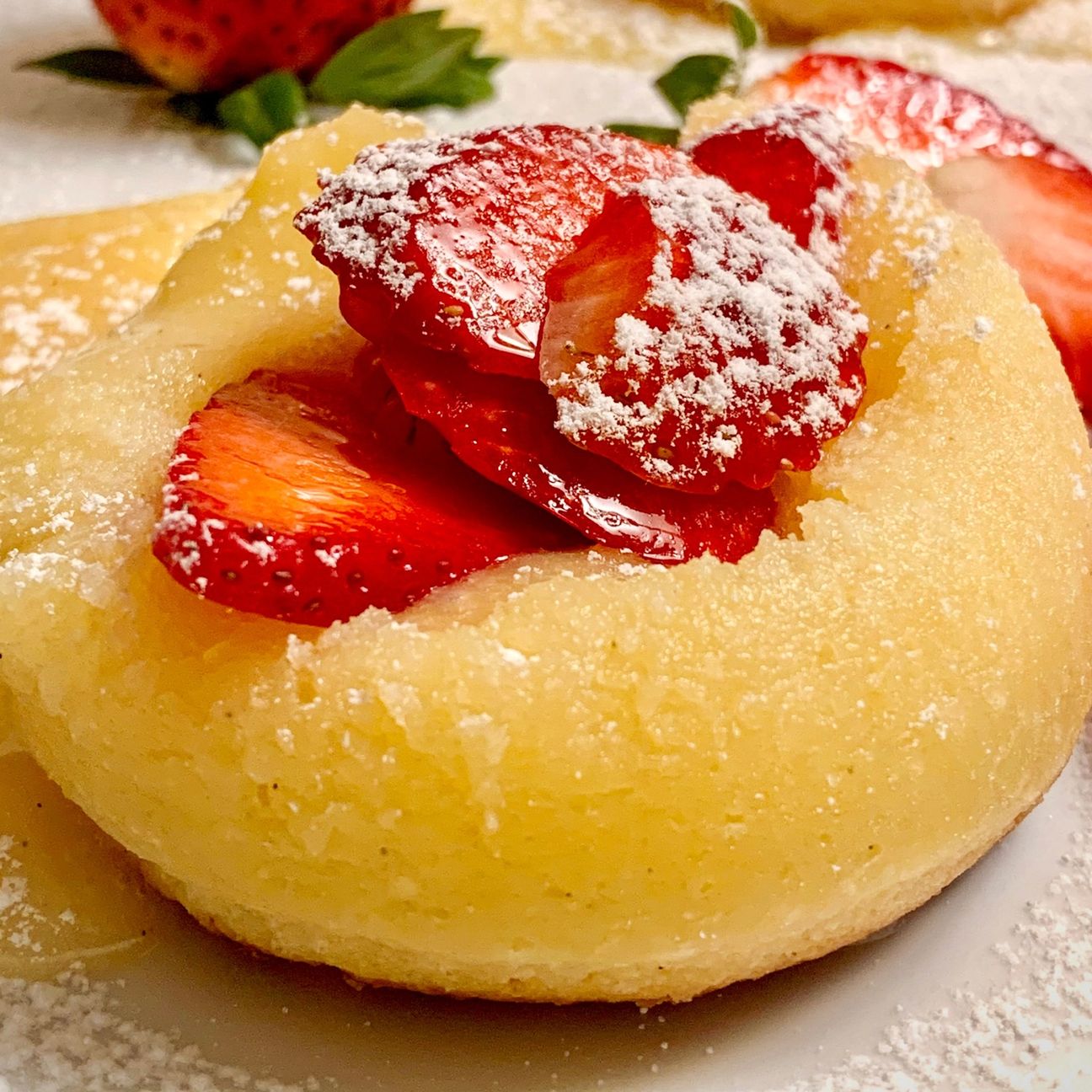 Tortini al cioccolato bianco e fragole