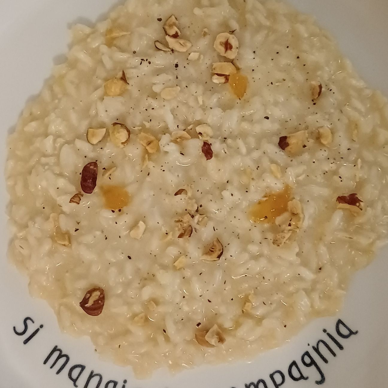Risotto castelmagno, nocciole e miele