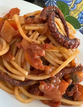 Ricetta SPAGHETTO AL RAGÙ DI POLPO di federicagiudice64