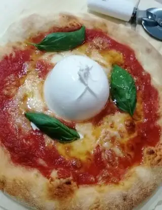 Ricetta Pizza fatta in casa alla Napoletana di federicagiudice64