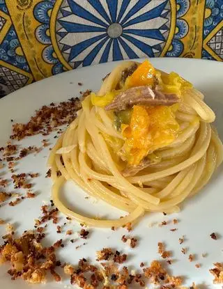 Ricetta Spaghetti al Pomo-d’oro, tonno, lime e croccante di pane di federicagiudice64