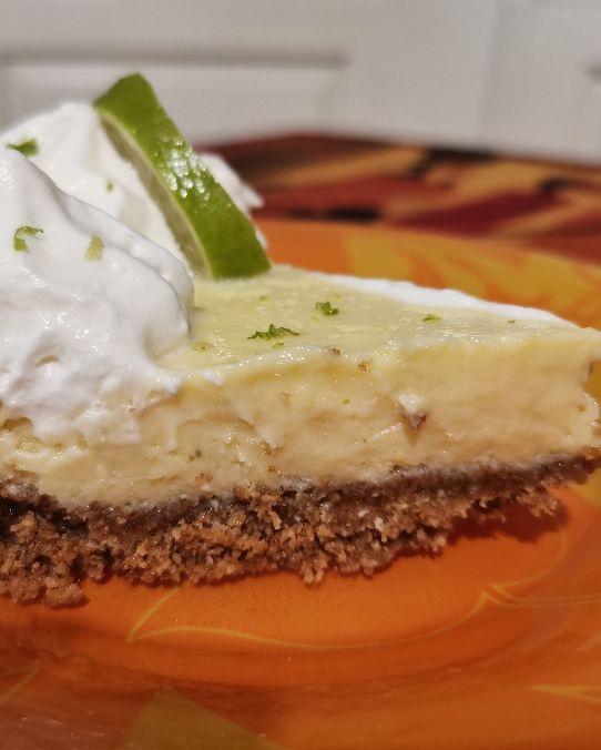 Key lime cheesecake