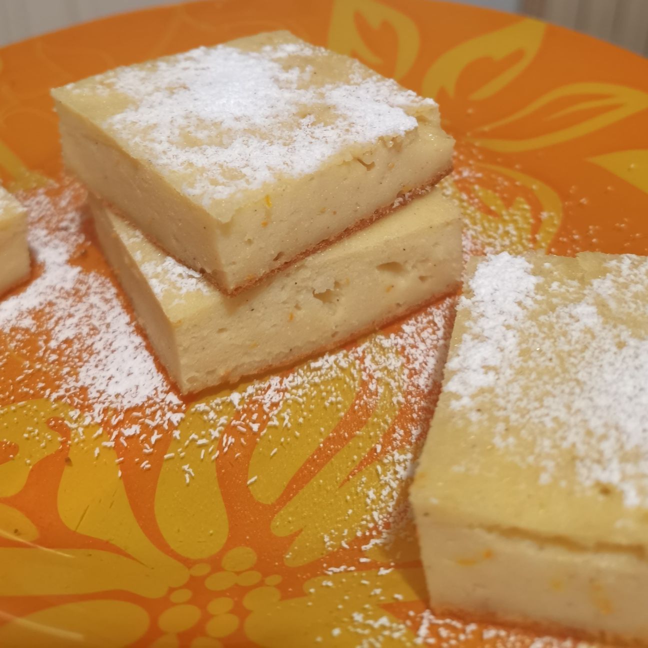 Quadrotti ricotta e arancia