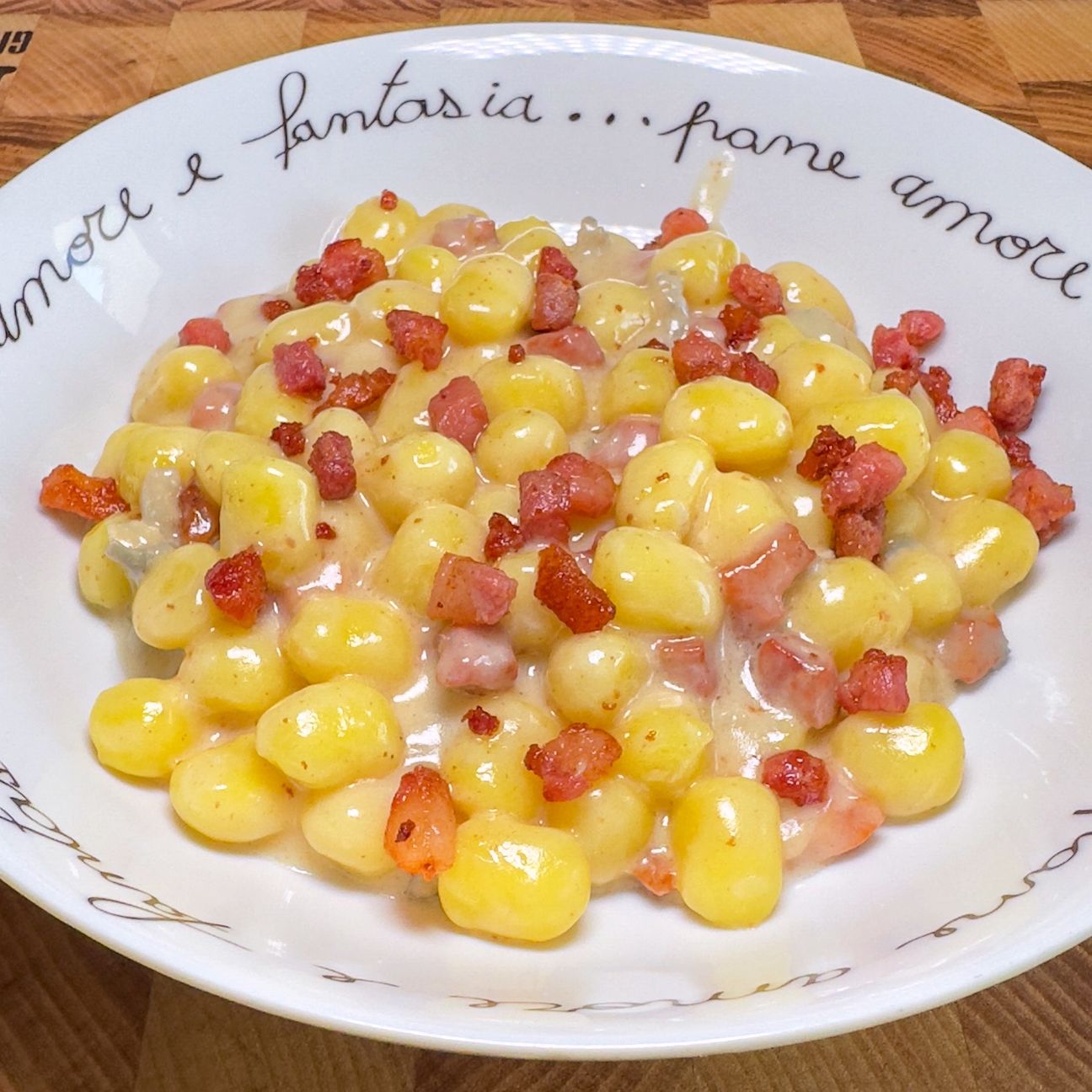 Chicche gorgonzola e pancetta affumicata