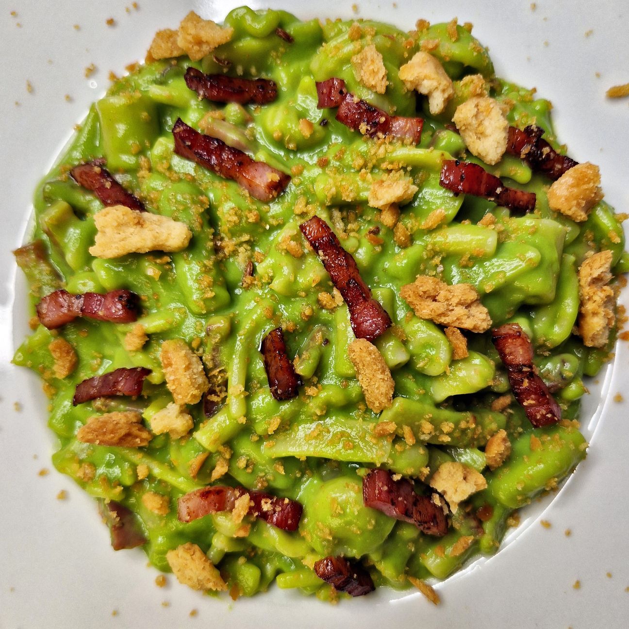 Pasta mista con crema di cime di rapa, pancetta e tarallo 😋