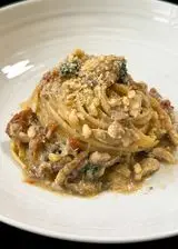 Ricetta Linguine con alici fresche, pomodori secchi e pinoli