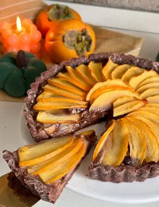 Ricetta Crostata al cioccolato e cachi mela croccanti di caterinacaramelli