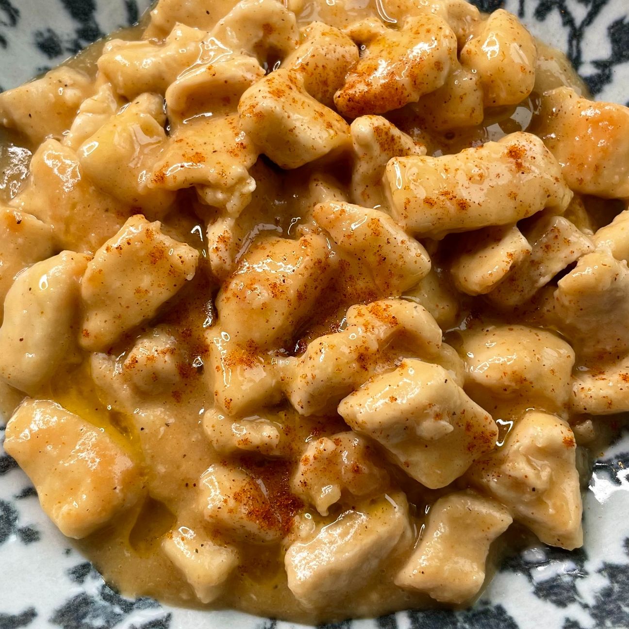 Bocconcini di pollo cremosi alla birra