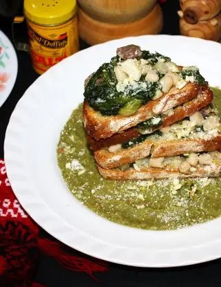 Ricetta Lasagne di pane tostato con cannellini e scarola. di antichisapori